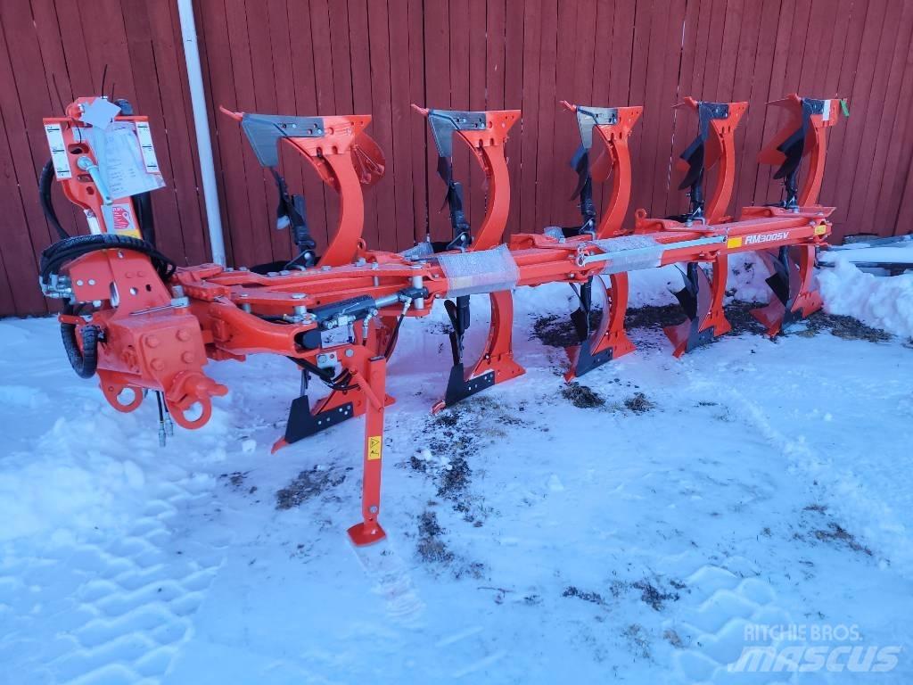 Kubota RM 3005V Dvojstranné pluhy