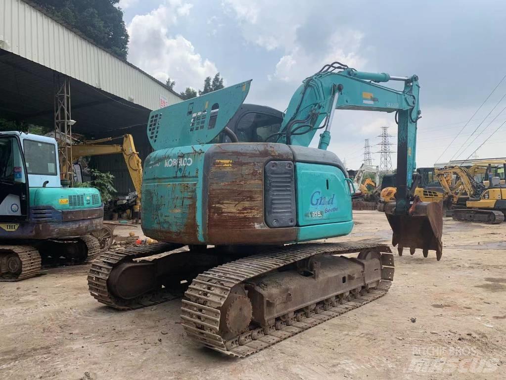 Kobelco SK 135 Pásové rýpadlá