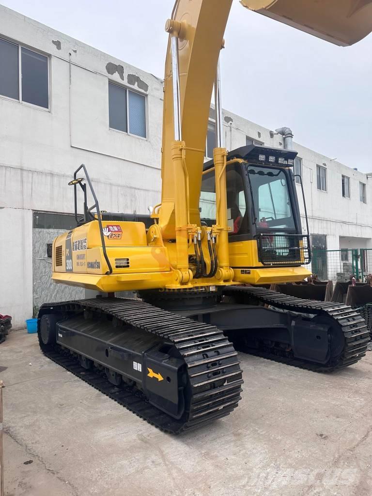 Komatsu PC 300 Pásové rýpadlá