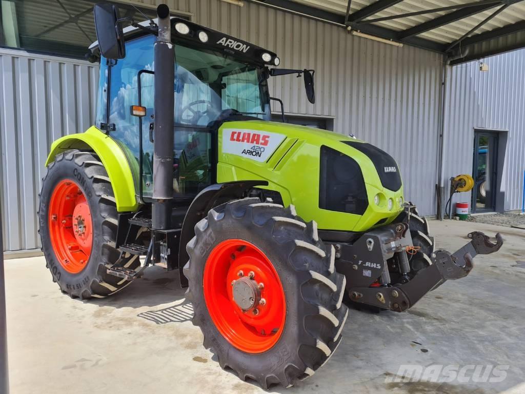 CLAAS Arion 420 Traktory