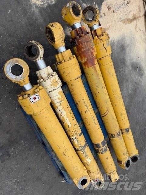 CAT 325 D Hydraulika