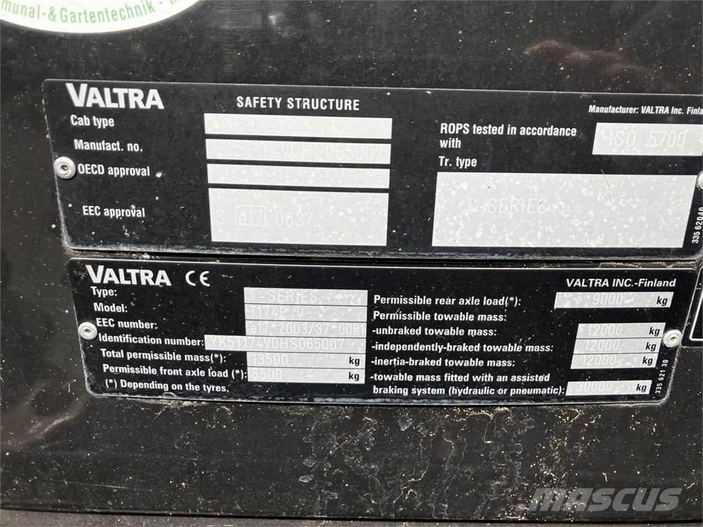 Valtra T174 Versu Traktory