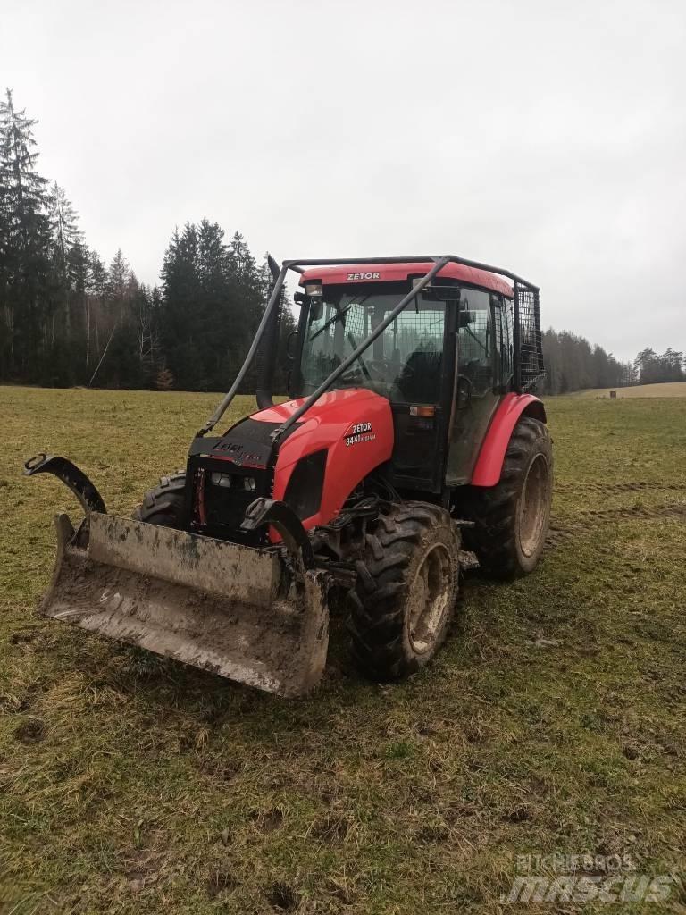 Zetor Proxima 8441 Traktory