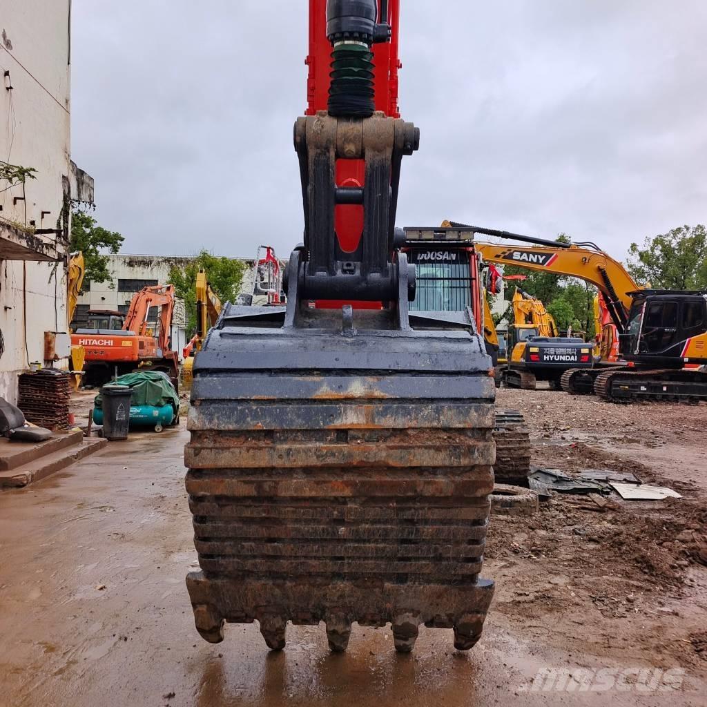 Doosan DX 340 LC Pásové rýpadlá