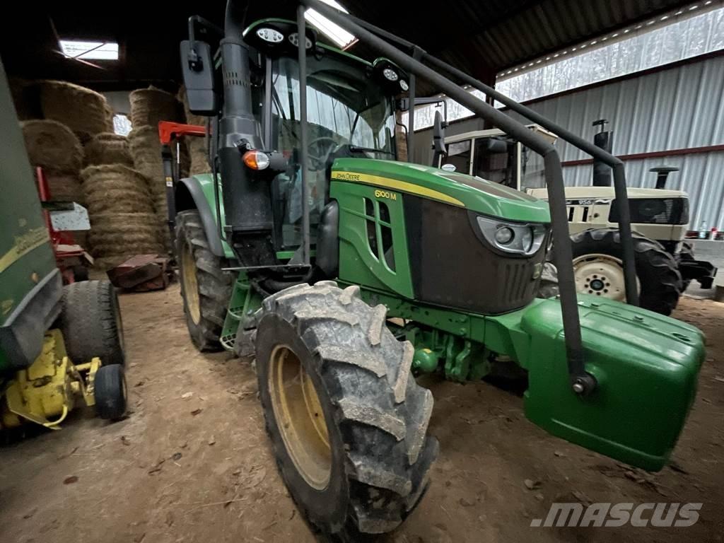 John Deere 6100 M Traktory