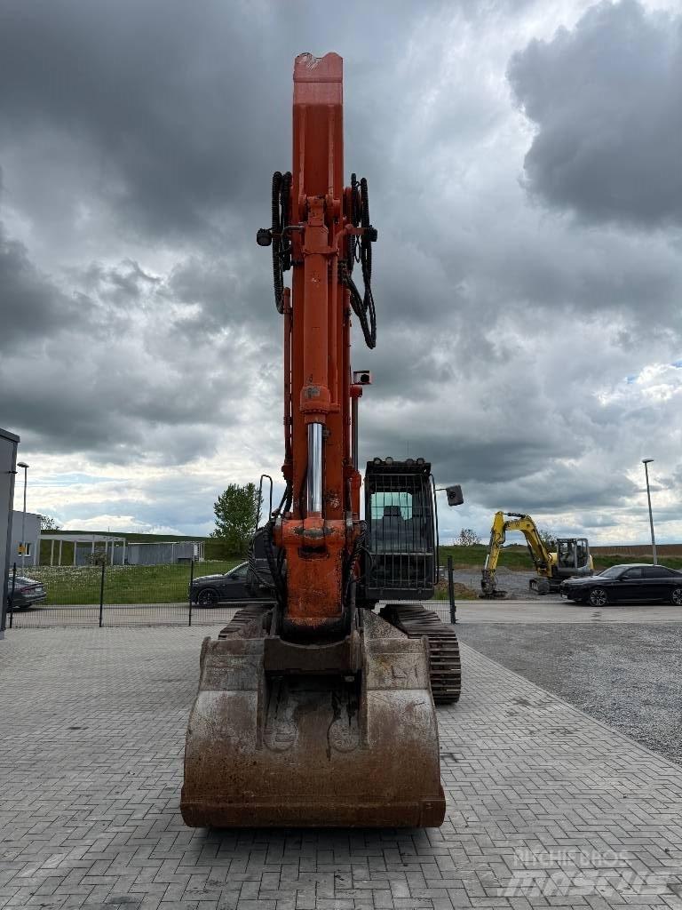 Hitachi ZX 290 Pásové rýpadlá