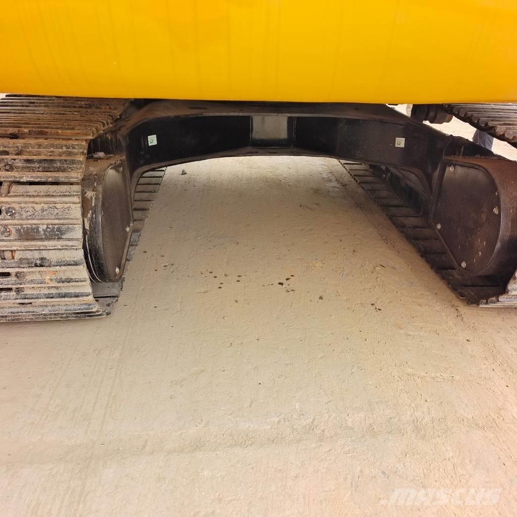 CAT 320 D2L Pásové rýpadlá