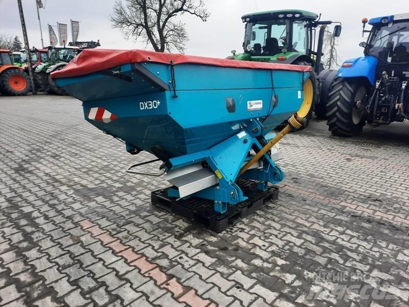 Sulky DX 30 Rozmetadlá maštaľného hnoja