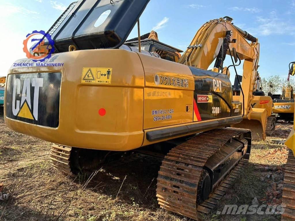 CAT 330 D2 LC Pásové rýpadlá