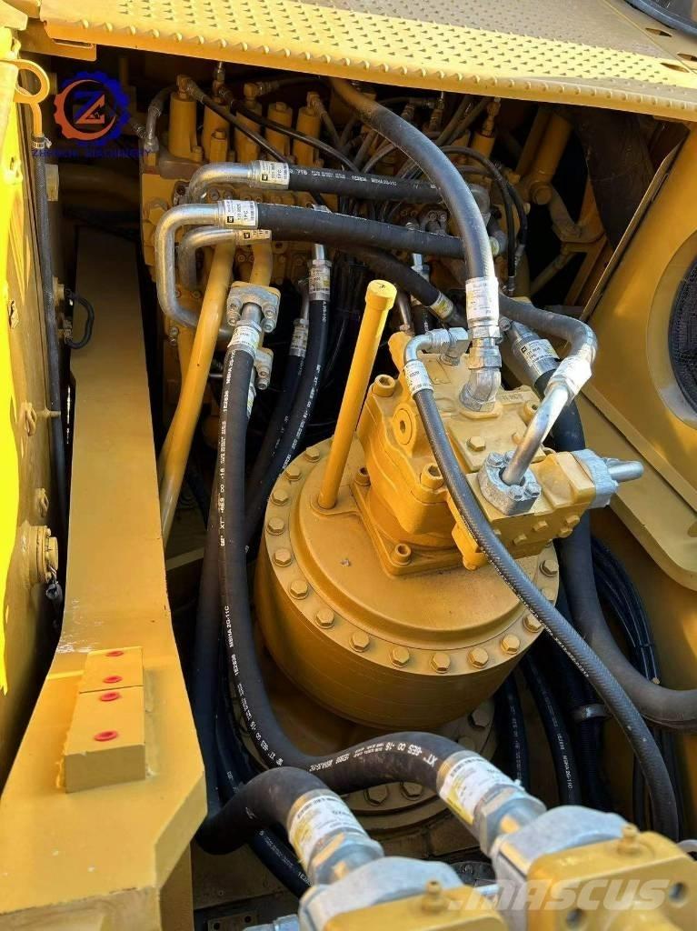 CAT 330 D2 LC Pásové rýpadlá