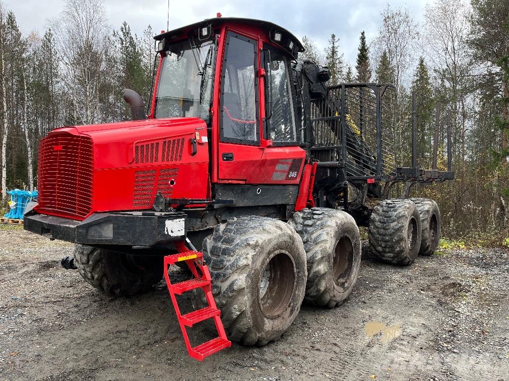 Komatsu 845 Lesné traktory