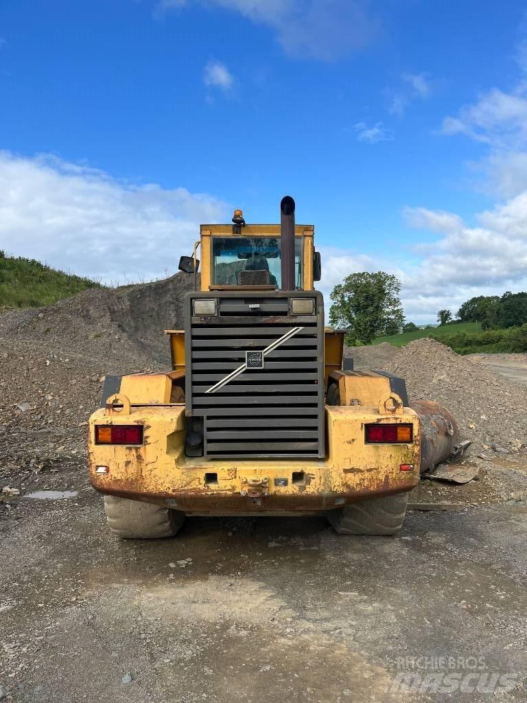 Volvo L 180 C Kolesové nakladače