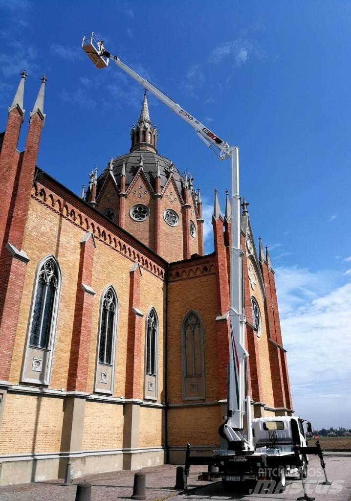 Cela DT 30 Autoplošiny