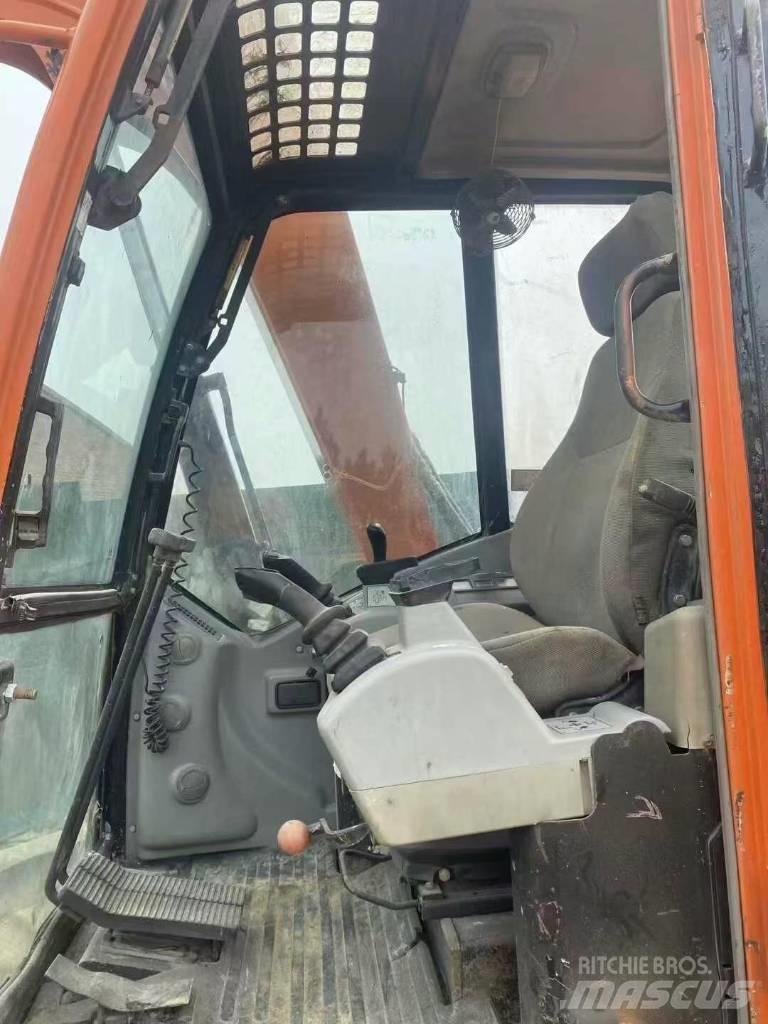 Doosan DX 80 Midi rýpadlá 7 t - 12 t