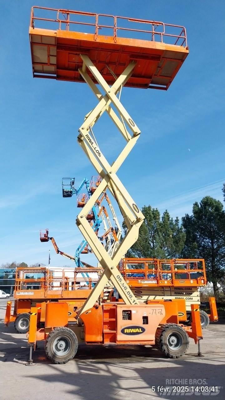 JLG 3394RT Nožnicové zdvíhacie plošiny