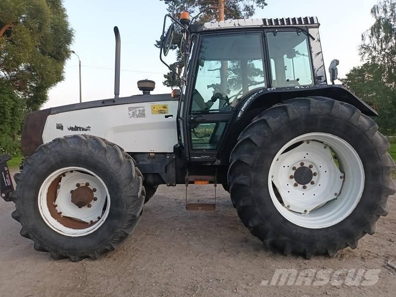 Valmet 8100 Traktory