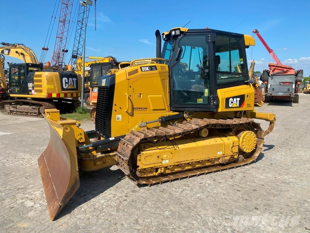 CAT D5K2 XL NVT Pásové dozéry