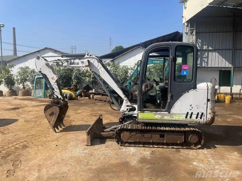 Bobcat 331 Pásové rýpadlá