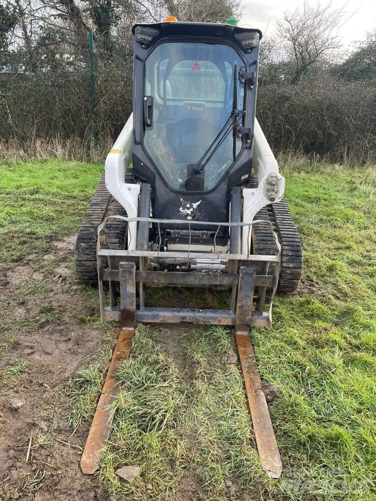 Bobcat T 66 R Šmykom riadené nakladače