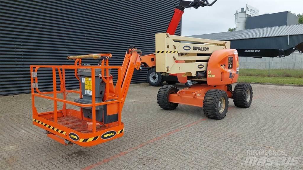 JLG 450AJ Kĺbové plošiny
