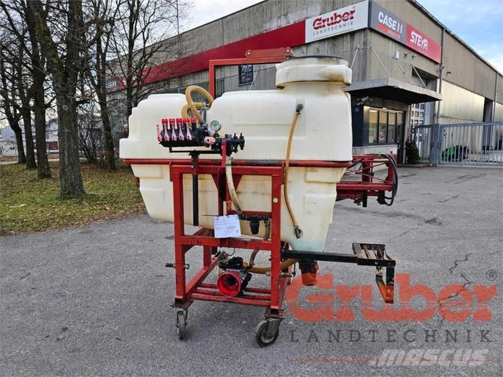 Schmotzer 800 l Ťahané postrekovače