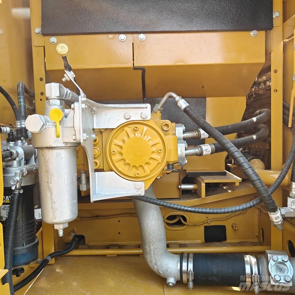CAT 330GC Pásové rýpadlá