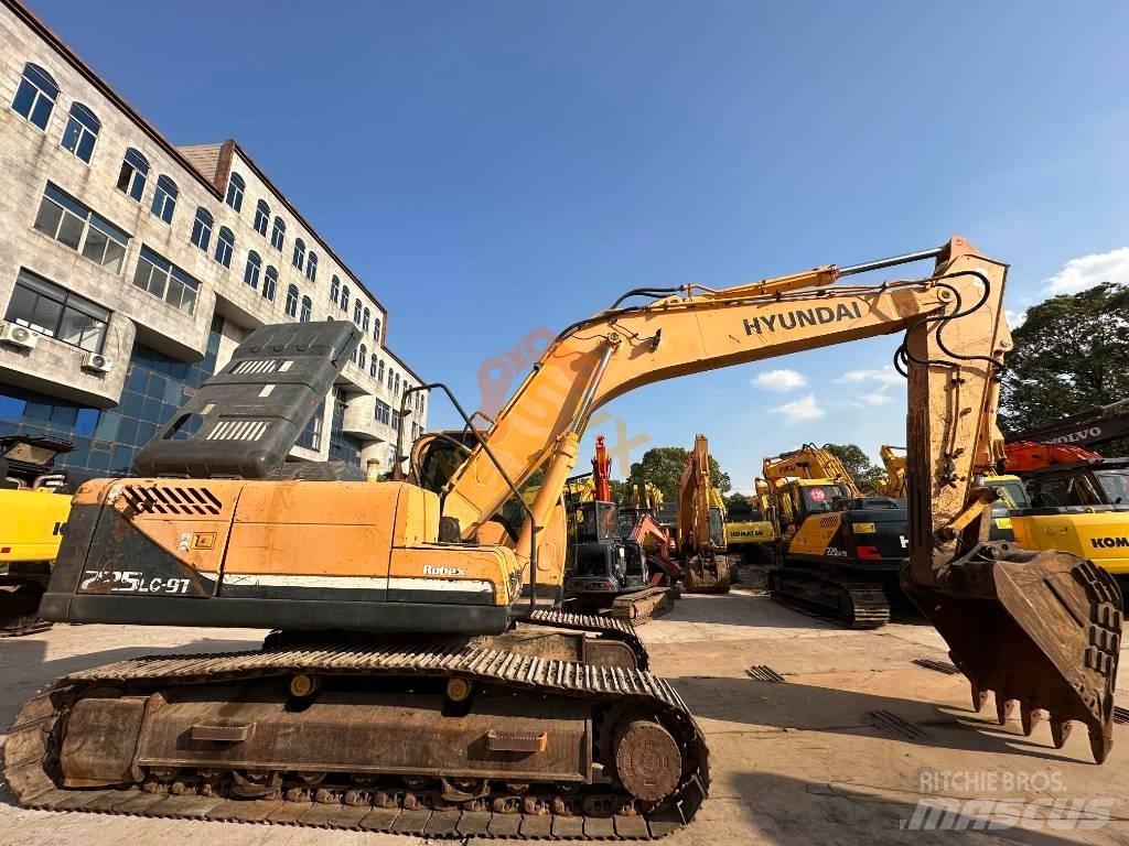 Hyundai R 225 -9 Pásové rýpadlá