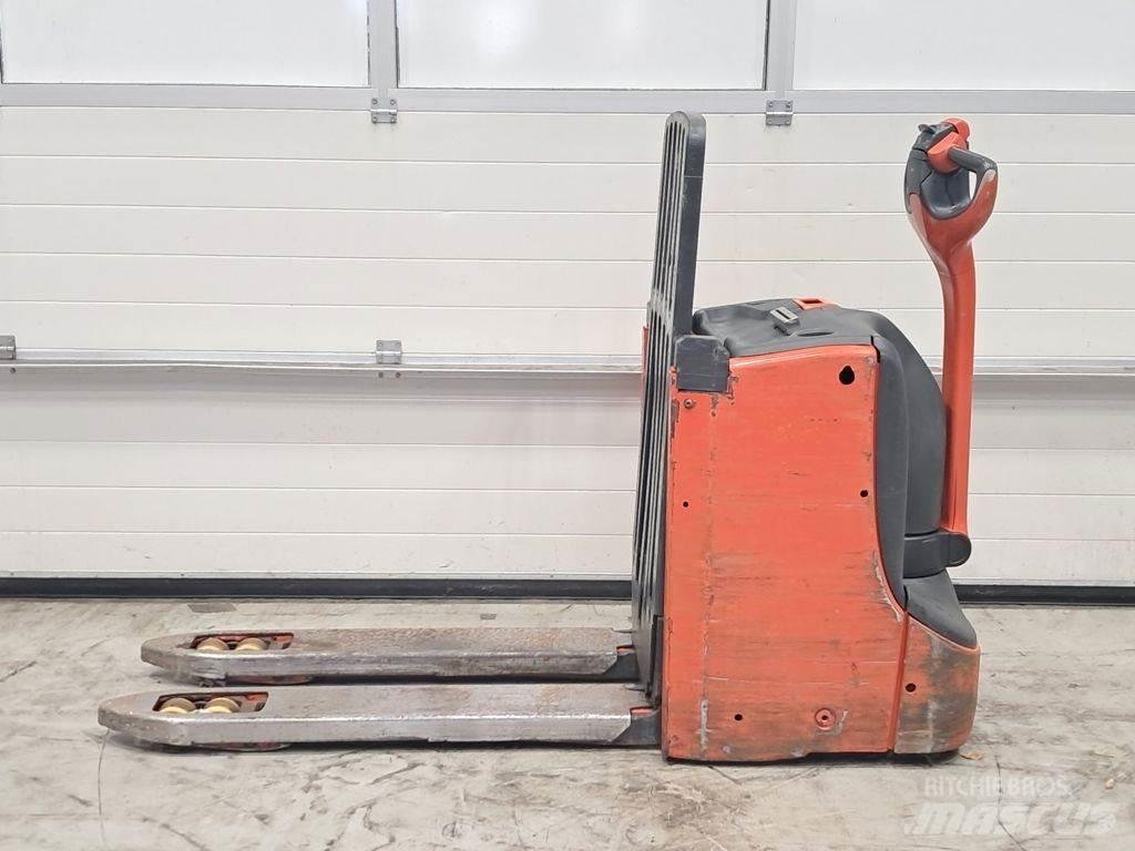 Linde T16L Ručný paletový vozík