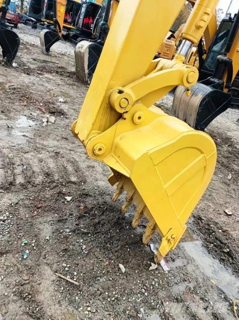 Komatsu PC 70-8 Pásové rýpadlá