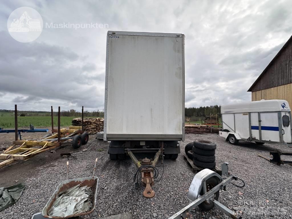 NTM UTP-39L Skriňové prívesy