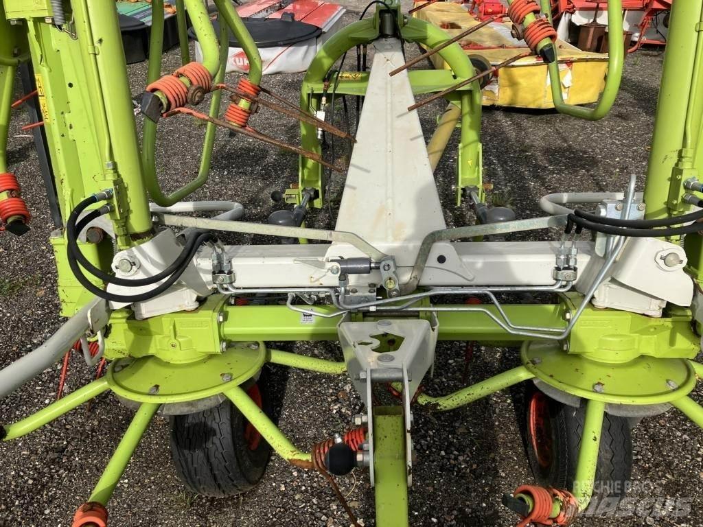 CLAAS VOLTO 1100 Obracače a zhrabovače sena