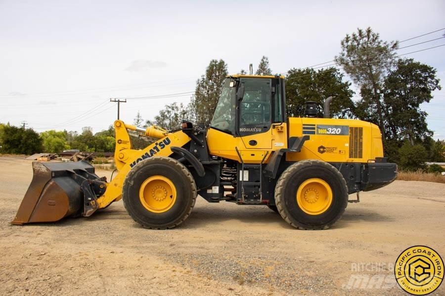 Komatsu WA 320-7 Kolesové nakladače