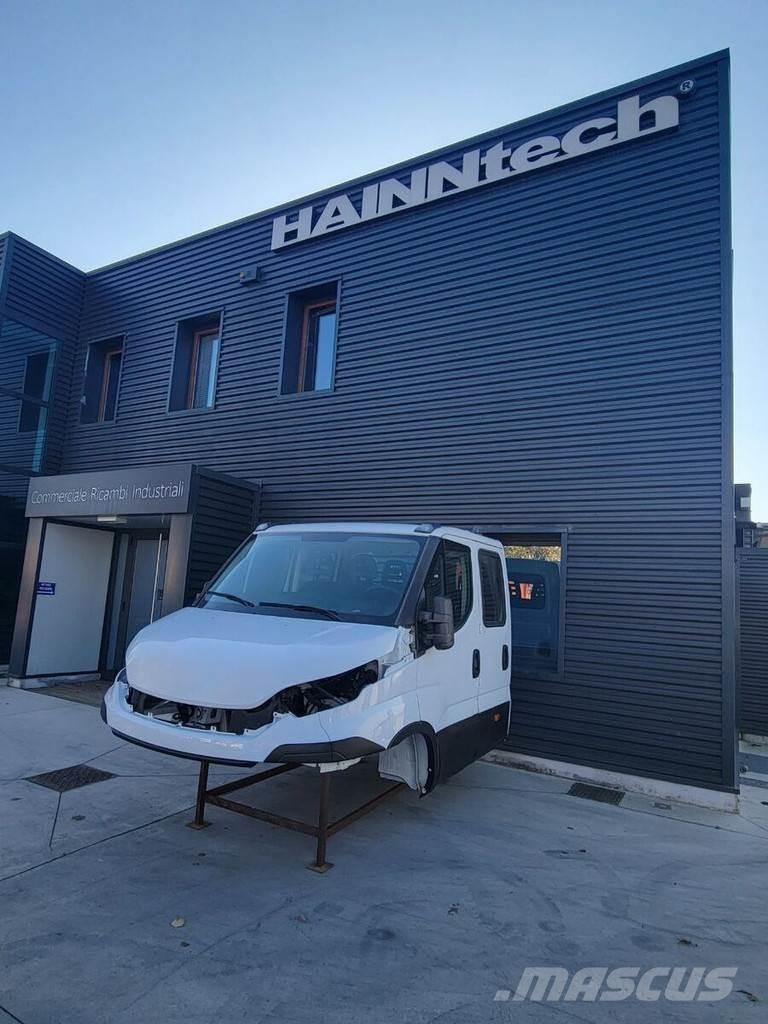 Iveco DAILY E6 Kabíny a interiér