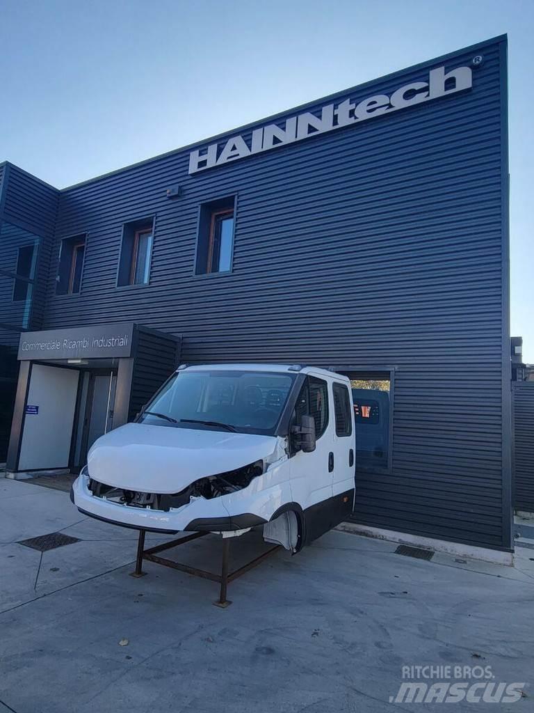 Iveco DAILY E6 Kabíny a interiér