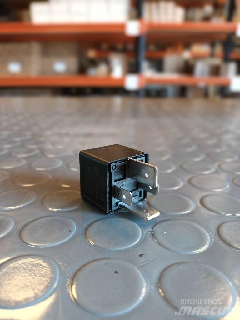 Volvo RELAY 21255974 Doprava – ostatné
