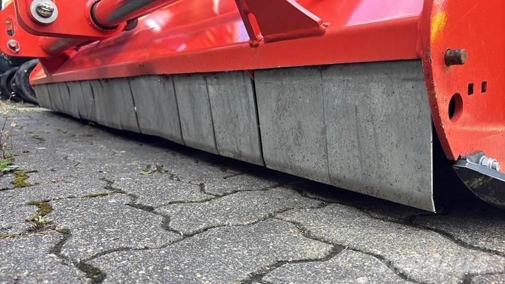Kuhn BRP 280 Žacie stroje