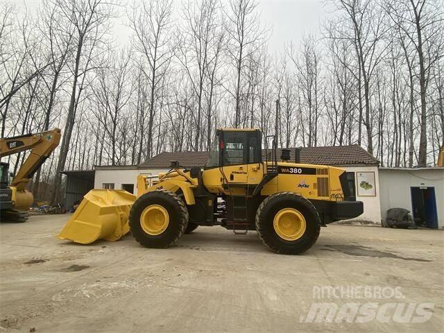 Komatsu WA380-6 Rýpadlo-nakladače