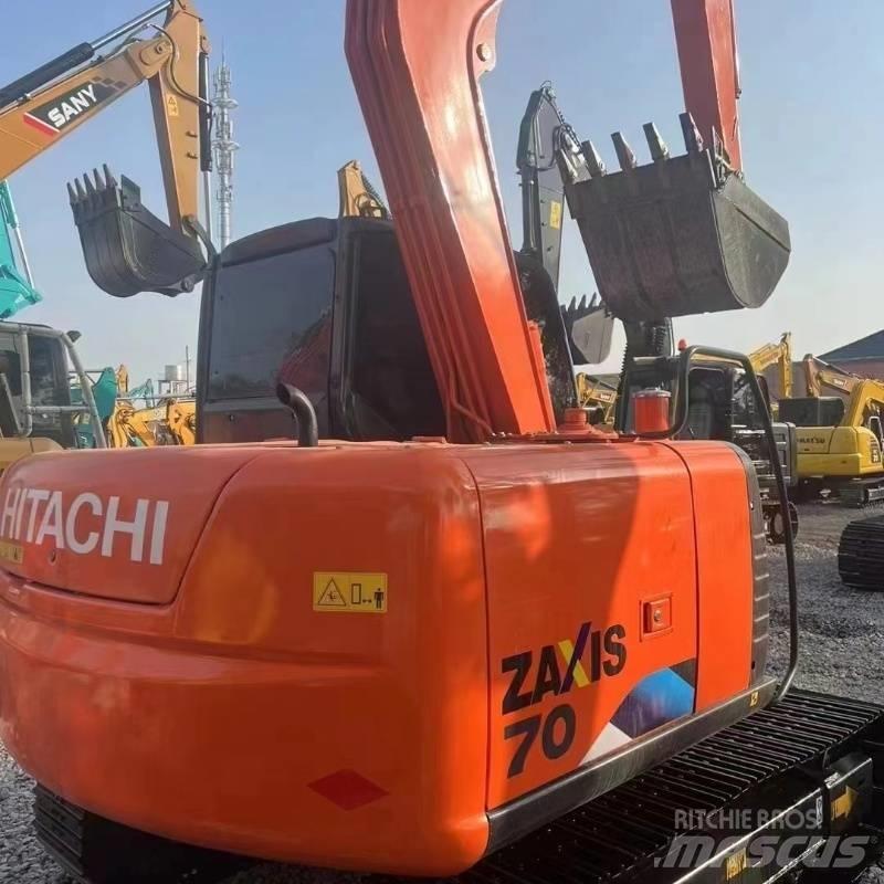 Hitachi ZX 70 Mini rýpadlá < 7t