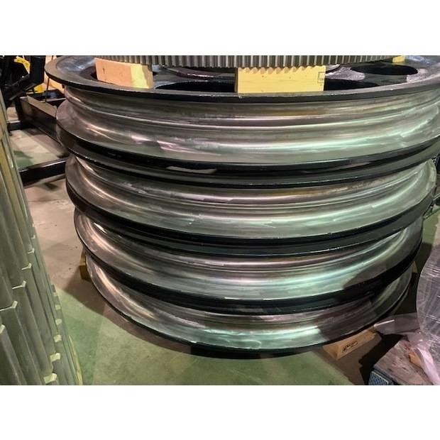 CAT 7495 Bagre s prednou lopatou
