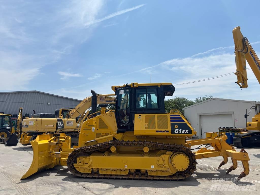 Komatsu D61EX-24E0 Pásové dozéry