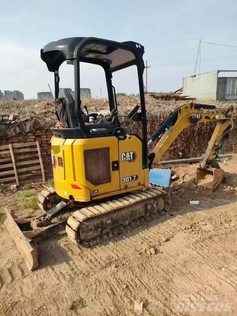 CAT 301.7 Mini rýpadlá < 7t