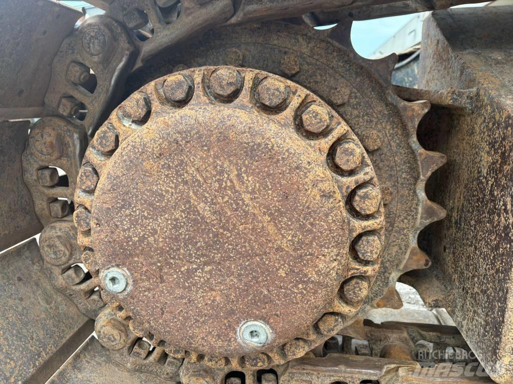 CAT 330 CL Pásové rýpadlá
