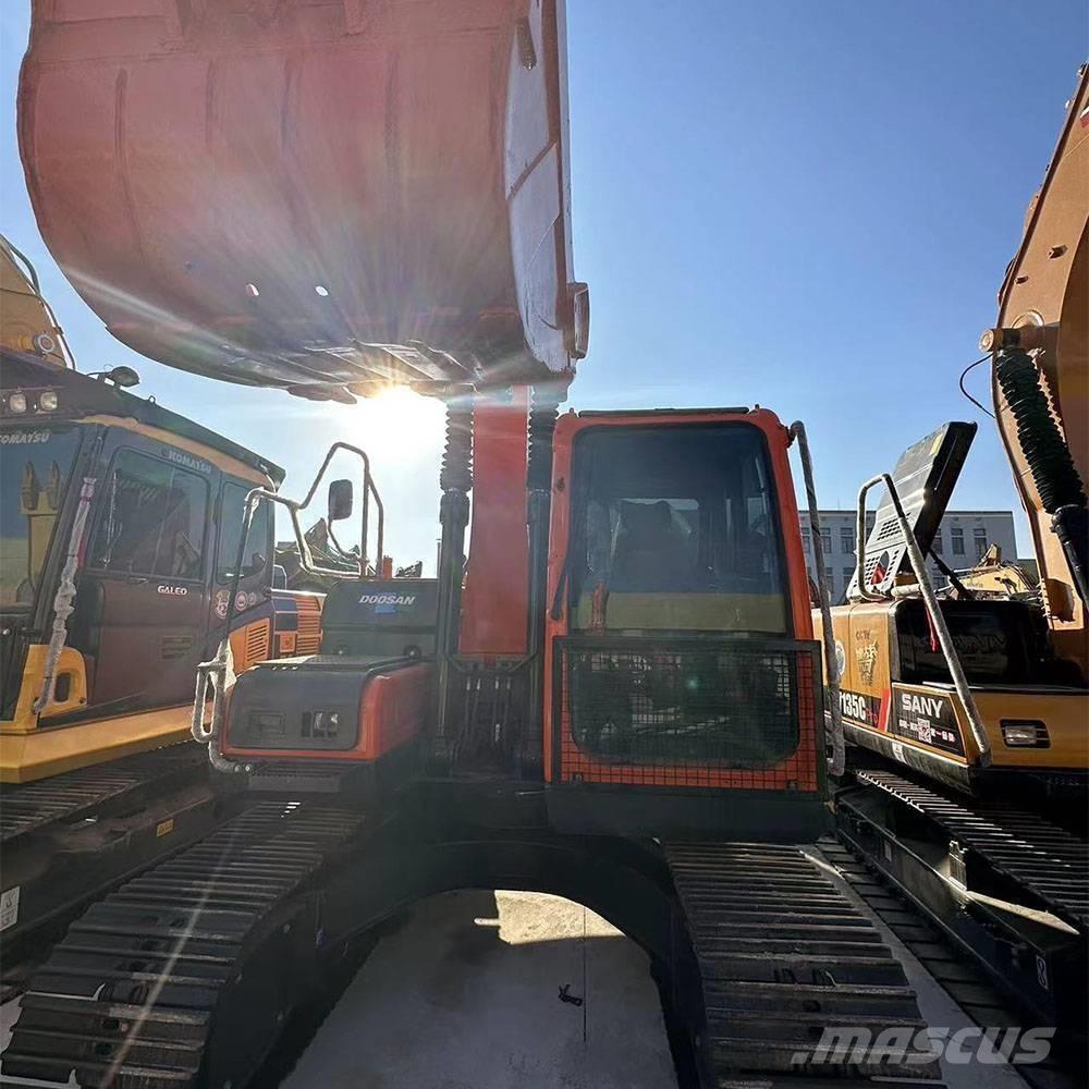 Doosan DX150LC-9C Pásové rýpadlá