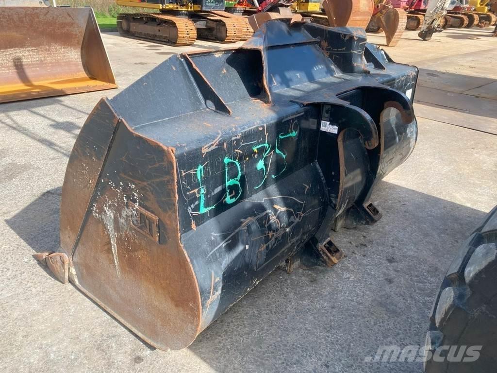 CAT 938M NVT Kolesové nakladače
