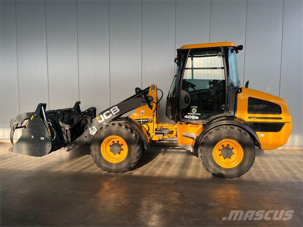 JCB 409 Agri Kolesové nakladače