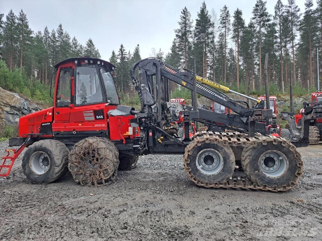 Komatsu 845 Lesné traktory