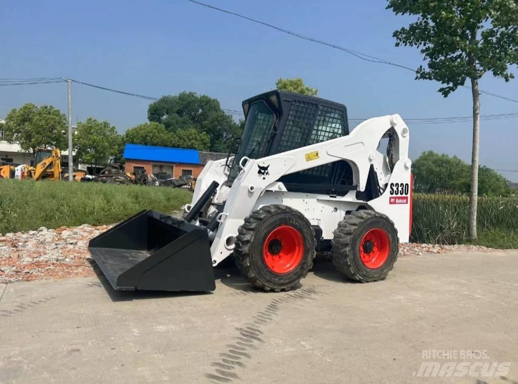 Bobcat S 330 Šmykom riadené nakladače
