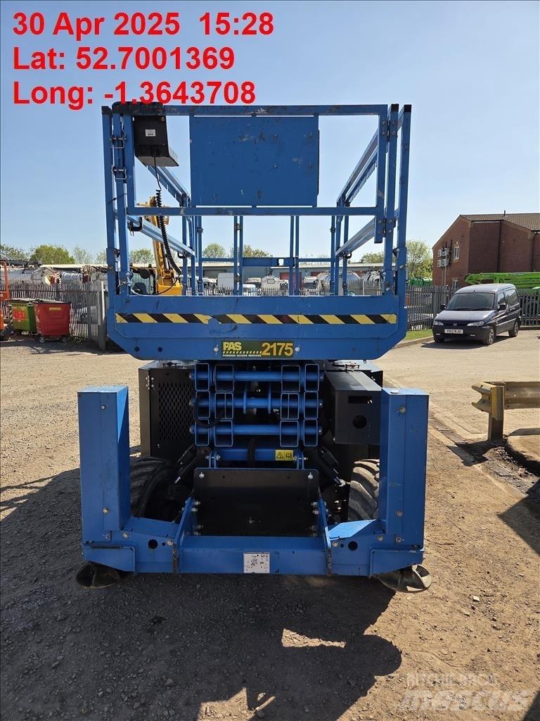 Genie GS 3369 Nožnicové zdvíhacie plošiny