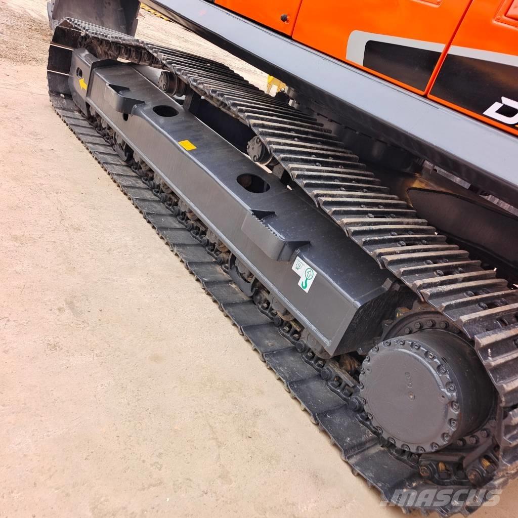 Doosan DX 300 LC Pásové rýpadlá