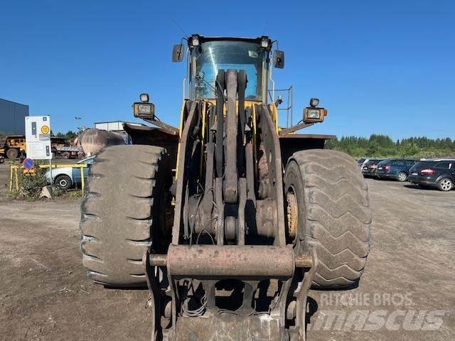 Volvo L220D Kolesové nakladače